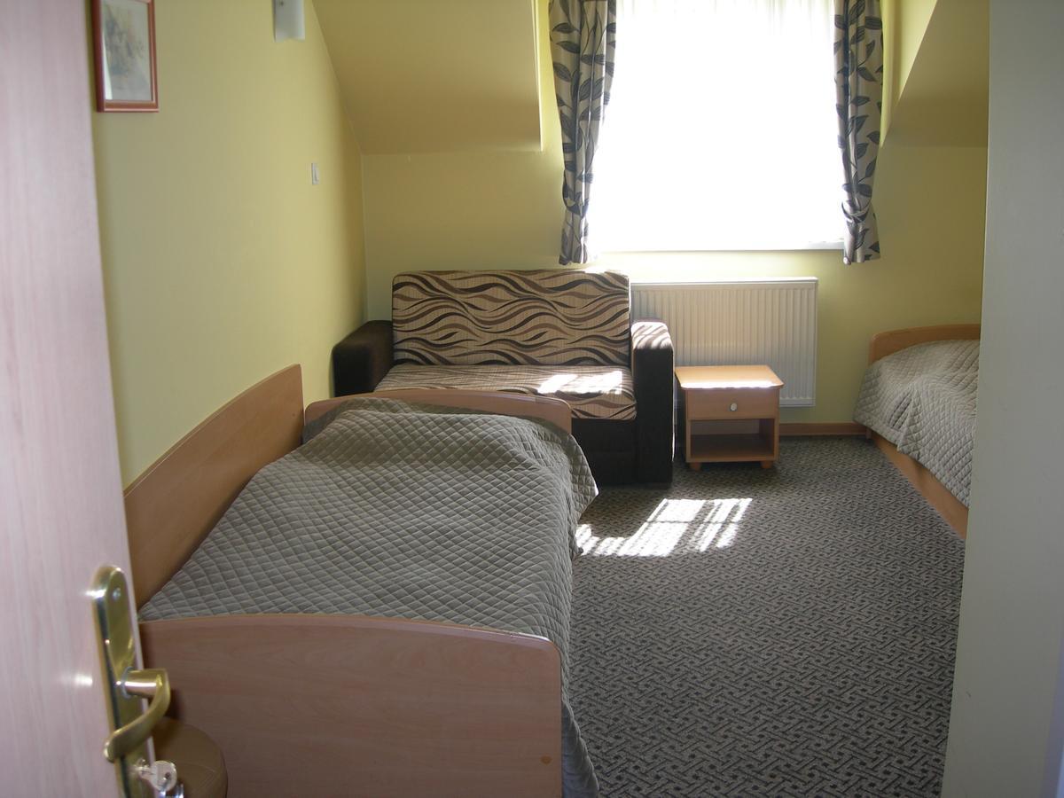 Zajazd Podjadek Osjaków Extérieur photo