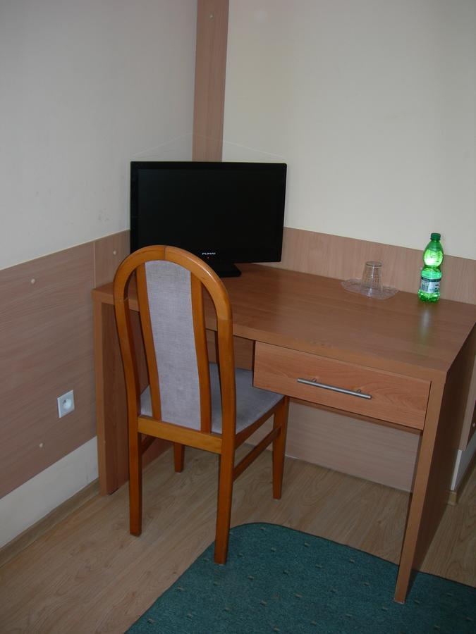 Zajazd Podjadek Osjaków Extérieur photo