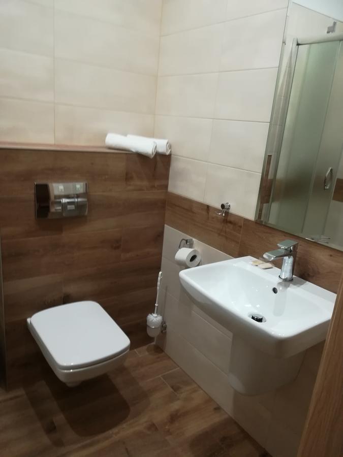 Zajazd Podjadek Osjaków Extérieur photo