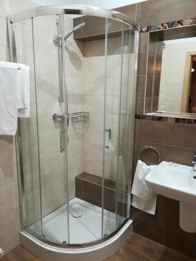 Zajazd Podjadek Osjaków Extérieur photo